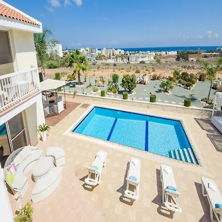 Oceanview Luxury 113 * Pernera