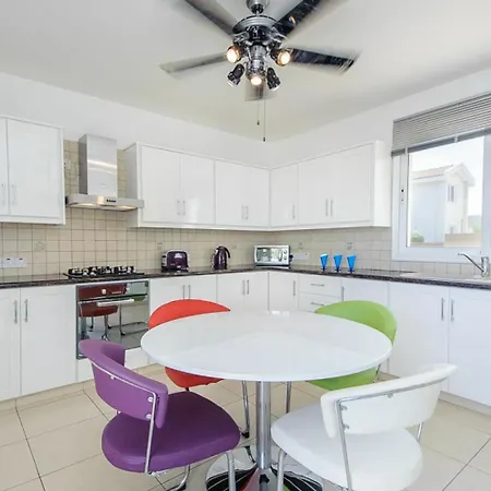 Oceanview Luxury 113 * Pernera