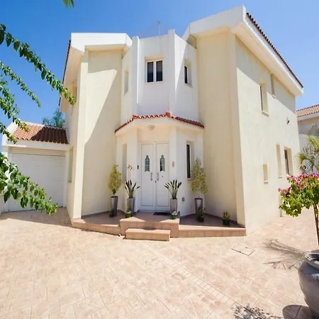 Oceanview Luxury 113 * Pernera