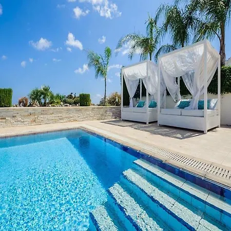 Oceanview Luxury 113